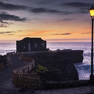 Hotel Puntagrande, Frontera